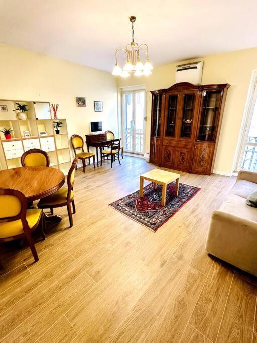 Appartement Hostme Piazza Di Spagna Apartament à Rome Extérieur photo